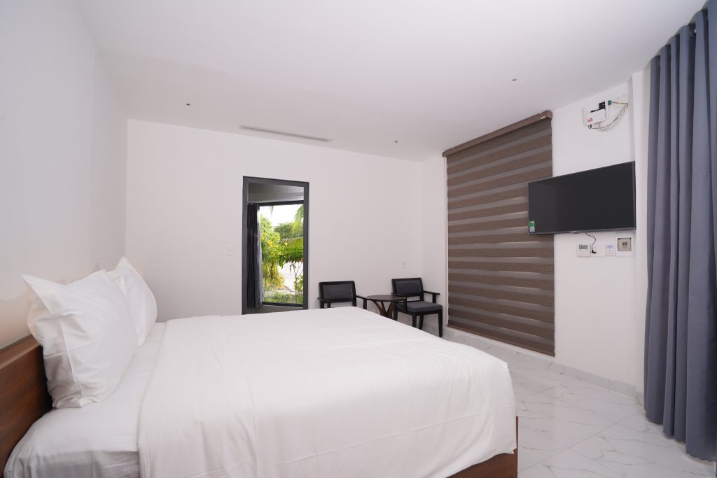 Deluxe Garden View Retreat (Double Bed) 25m²